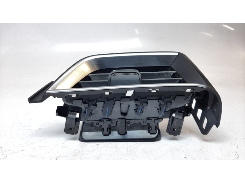 Recambio de aireador izquierdo para renault clio v zen referencia OEM IAM 687611283R  