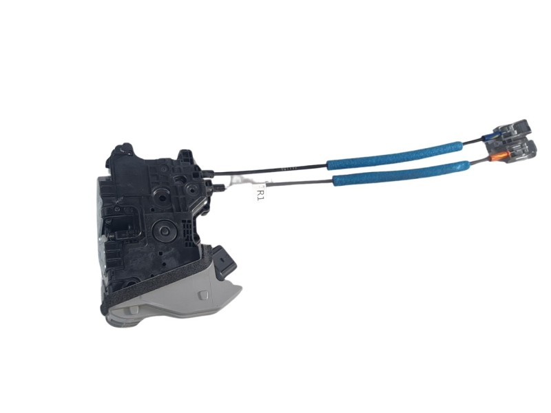 Recambio de cerradura puerta delantera derecha para hyundai kona 1.0 tgdi cat referencia OEM IAM 81320J9010  