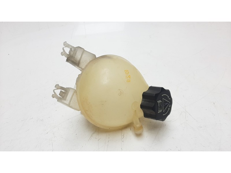 Recambio de deposito expansion para citroen ds3 1.6 hdi fap referencia OEM IAM 9800777280  