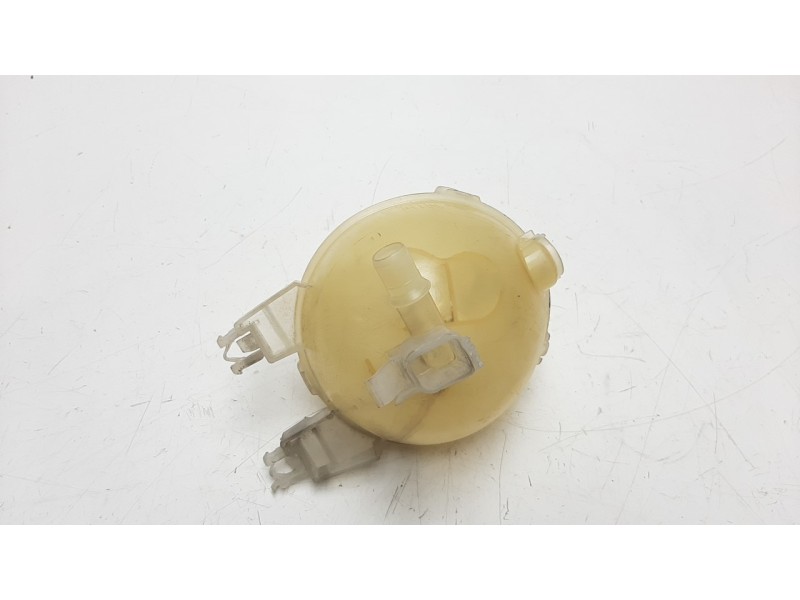 Recambio de deposito expansion para citroen ds3 1.6 hdi fap referencia OEM IAM 9800777280  