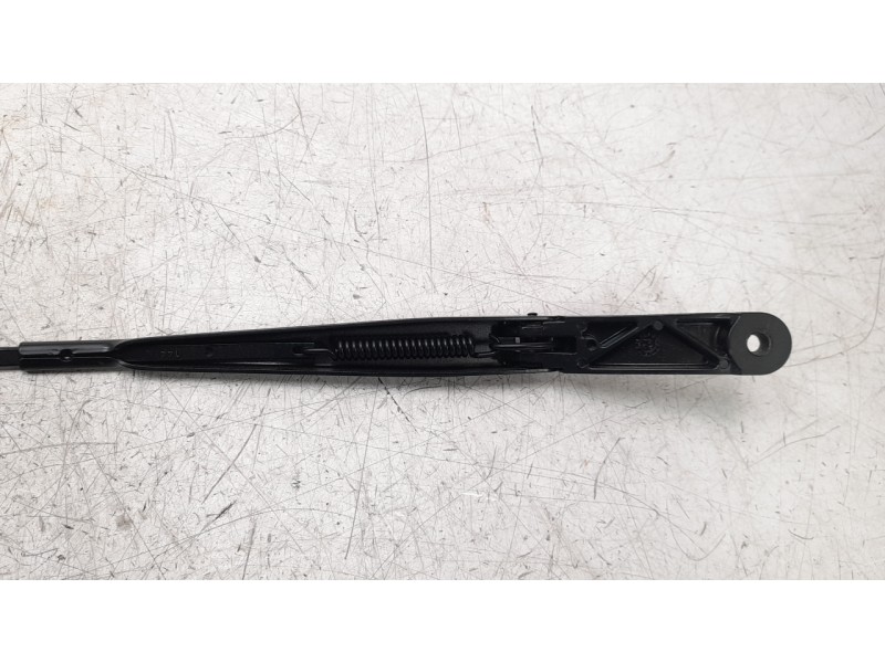 Recambio de brazo limpia delantero izquierdo para seat ateca (khp) style go referencia OEM IAM 576955410B  