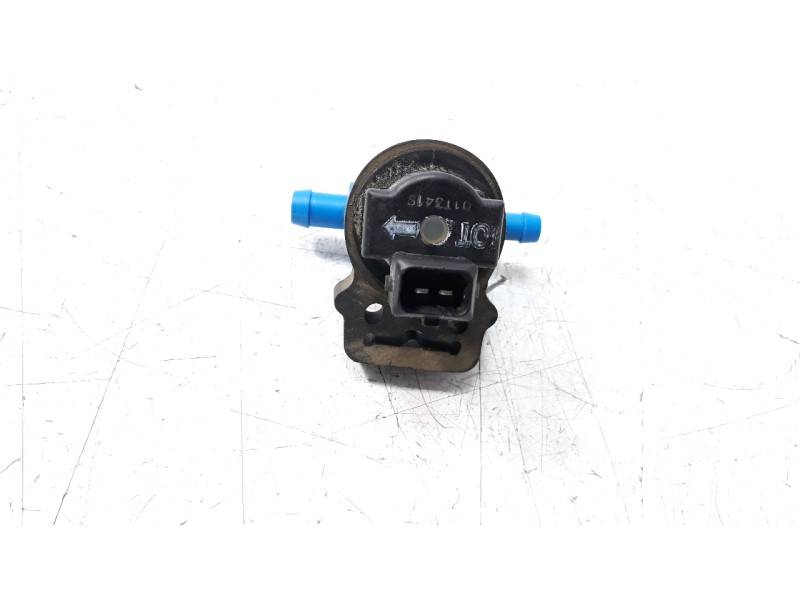 Recambio de valvula aire adicional para mercedes-benz clase e (w211) berlina 2.6 cat referencia OEM IAM 0004703383  