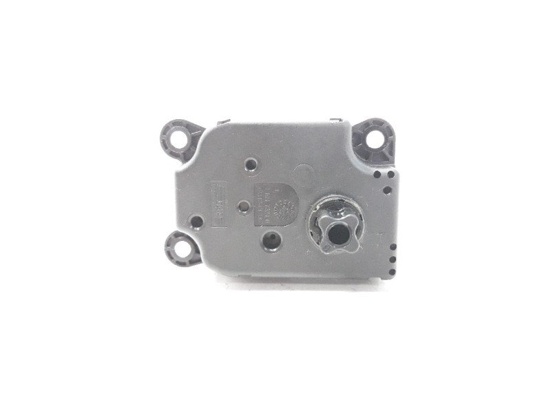 Recambio de motor calefaccion para chevrolet malibu 2.0 diesel cat referencia OEM IAM 13372987  