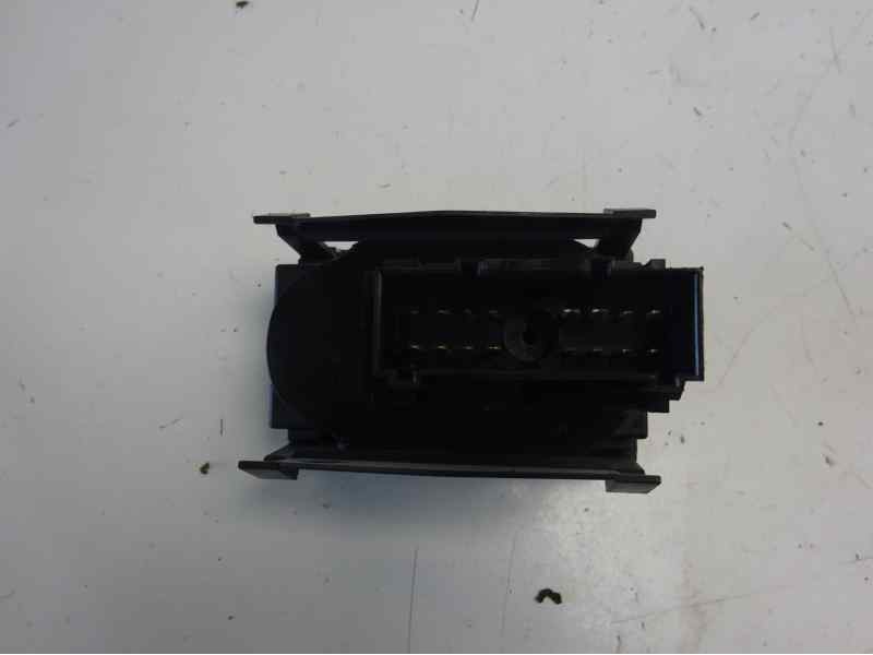 Recambio de mando luces para ford focus lim. (cb4) econetic referencia OEM IAM 7M5T13A024LA  