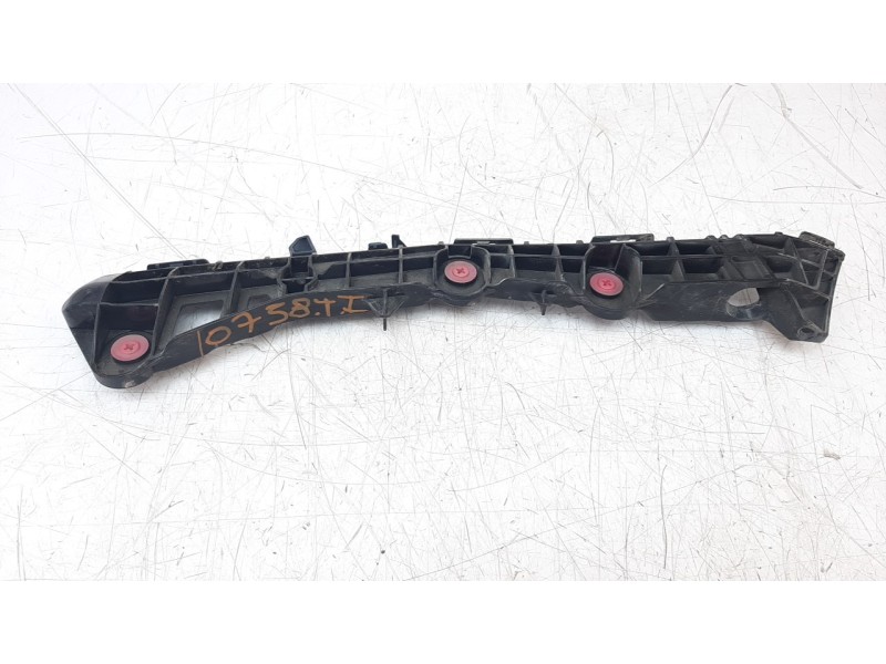 Recambio de moldura para lexus is 2.5 16v cat (híbrido) referencia OEM IAM 5215753070  