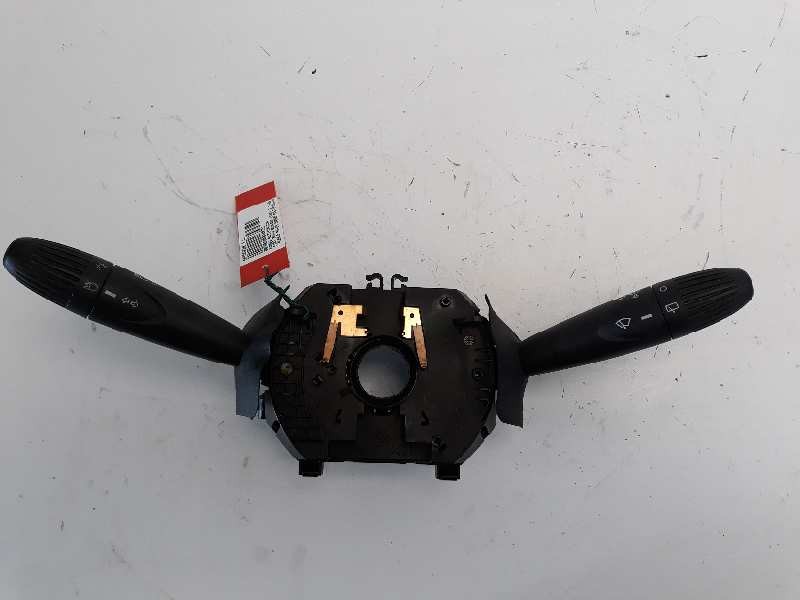 Recambio de mando multifuncion para fiat punto berlina (188) 1.2 16v cat referencia OEM IAM   