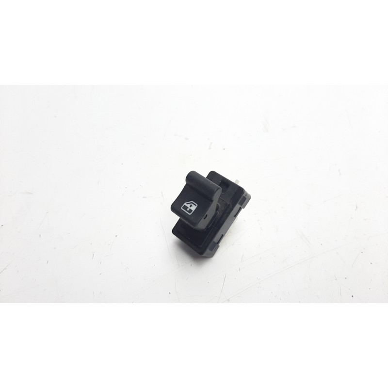 Recambio de mando elevalunas trasero izquierdo para fiat 500 x (334) 1.6 jtdm 16v referencia OEM IAM 30170844  