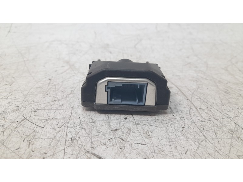 Recambio de camara vision frontal para peugeot 5008 1.6 blue-hdi fap referencia OEM IAM 9821669880  