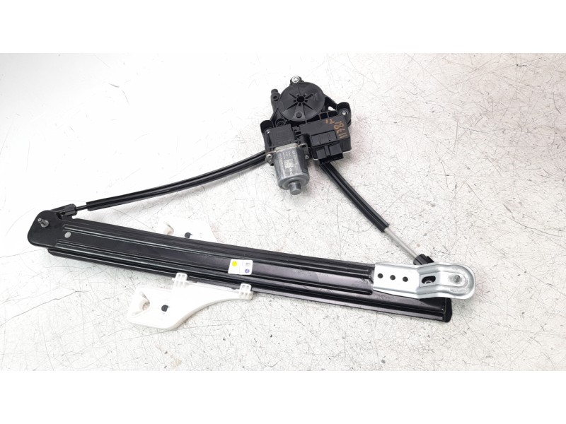 Recambio de elevalunas trasero izquierdo para seat ateca (khp) style go referencia OEM IAM 575839461A 4907263 