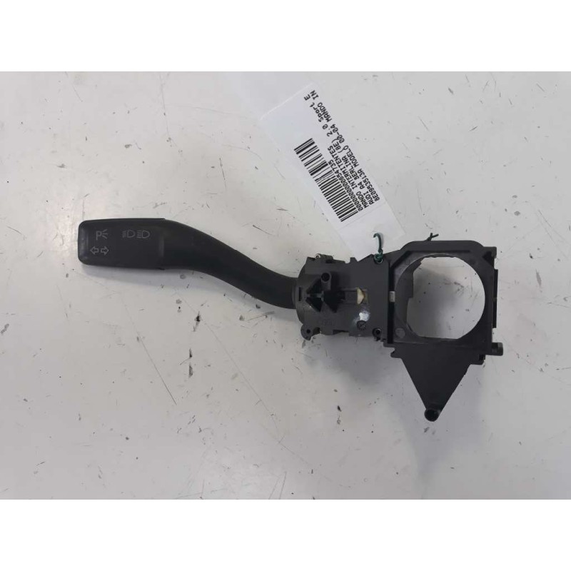 Recambio de mando intermitentes para audi a4 berlina (8e) 2.0 sport edition referencia OEM IAM 8E0953513A  