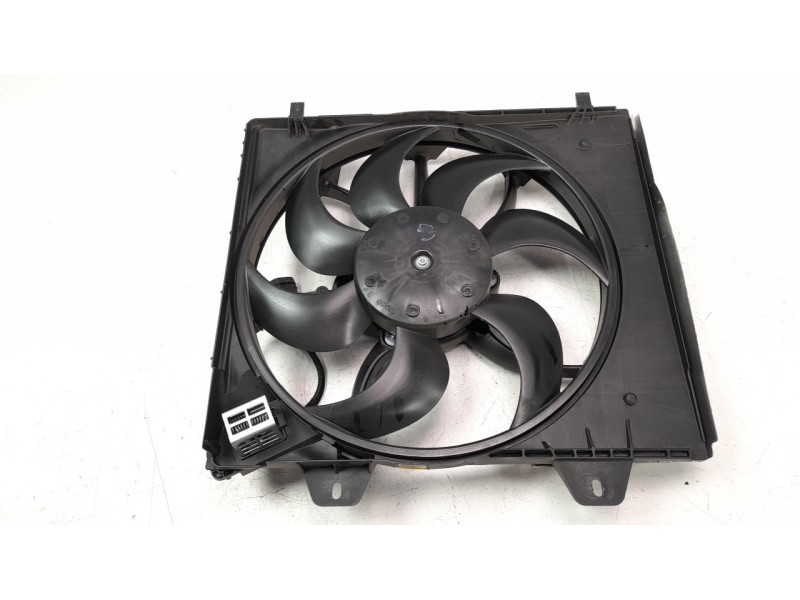 Recambio de electroventilador para citroen c4 lim. 1.2 12v e-thp referencia OEM IAM 9827748680  