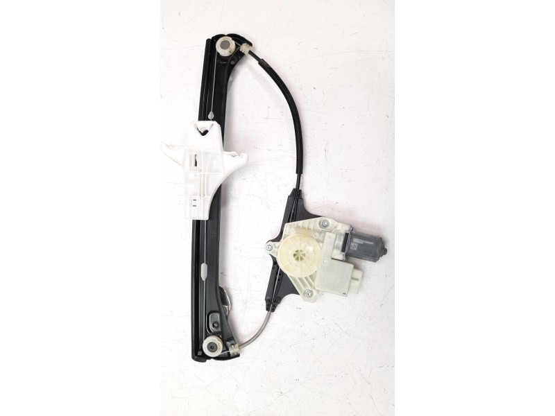 Recambio de elevalunas trasero izquierdo para volkswagen passat variant (cb5) 2.0 tdi referencia OEM IAM 3G9839461B 5742263 