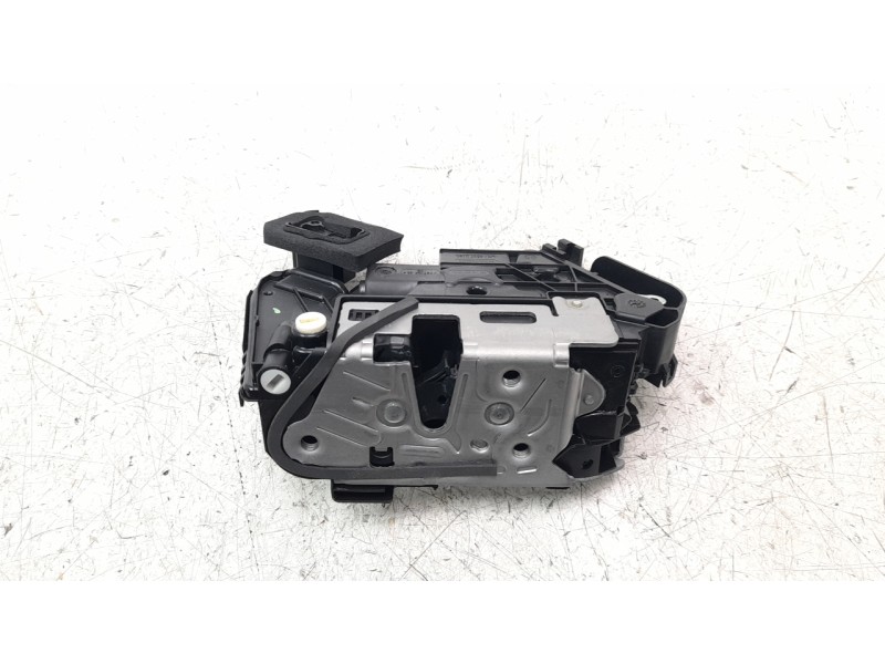 Recambio de cerradura puerta trasera izquierda para seat ateca (khp) style go referencia OEM IAM 5TA839015Q  