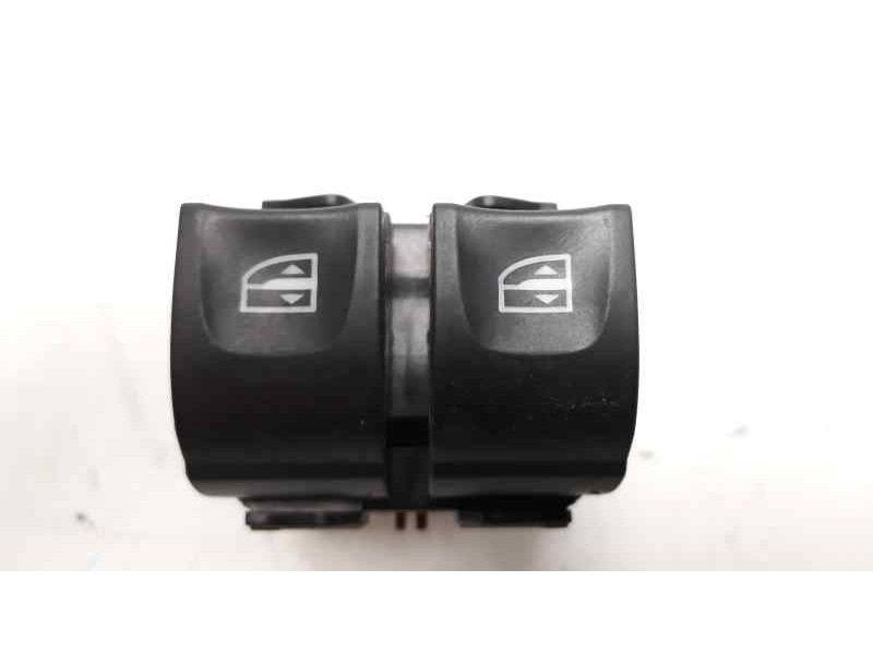 Recambio de mando elevalunas delantero izquierdo para renault captur zen referencia OEM IAM 254113300R IAF340017 