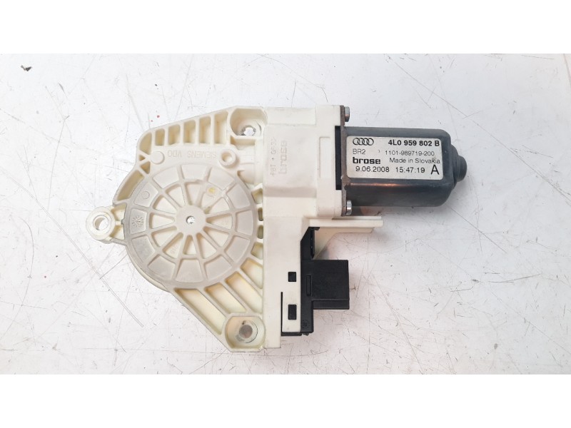 Recambio de motor elevalunas delantero derecho para audi q7 (4l) 3.0 v6 24v tdi referencia OEM IAM 4L0959802B  