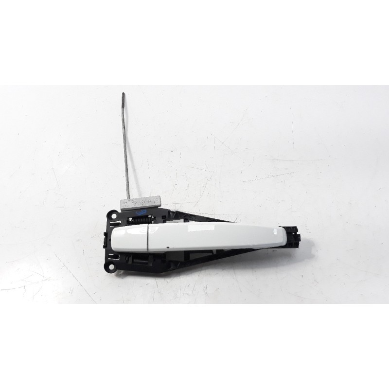 Recambio de maneta exterior delantera derecha para opel mokka 1.7 16v cdti referencia OEM IAM 92233089  