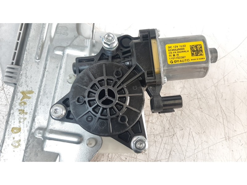 Recambio de elevalunas delantero derecho para hyundai kona 1.0 tgdi cat referencia OEM IAM 82402J9000  