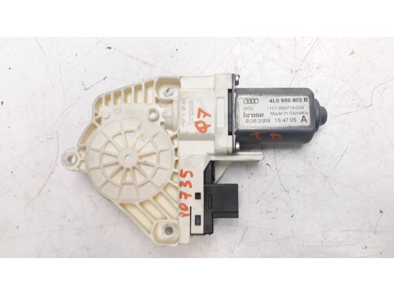 Recambio de motor elevalunas trasero derecho para audi q7 (4l) 3.0 v6 24v tdi referencia OEM IAM 4L0959802B  