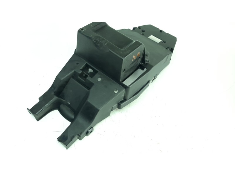 Recambio de moldura para bmw f 900 r referencia OEM IAM 46628396359  