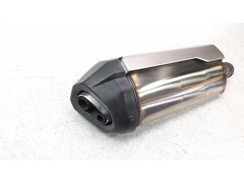 Recambio de silenciador trasero para honda africa twin referencia OEM IAM 18310MKSE20  