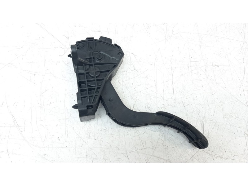 Recambio de potenciometro pedal para toyota corolla (e21) referencia OEM IAM 7811002211  