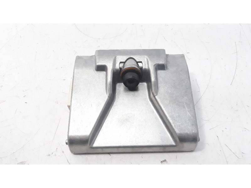 Recambio de modulo electronico para hyundai ioniq referencia OEM IAM 95740G2300  