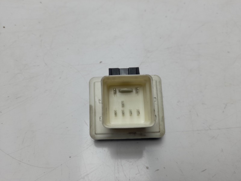 Recambio de caja precalentamiento para dacia logan ii comfort referencia OEM IAM 110679886R  
