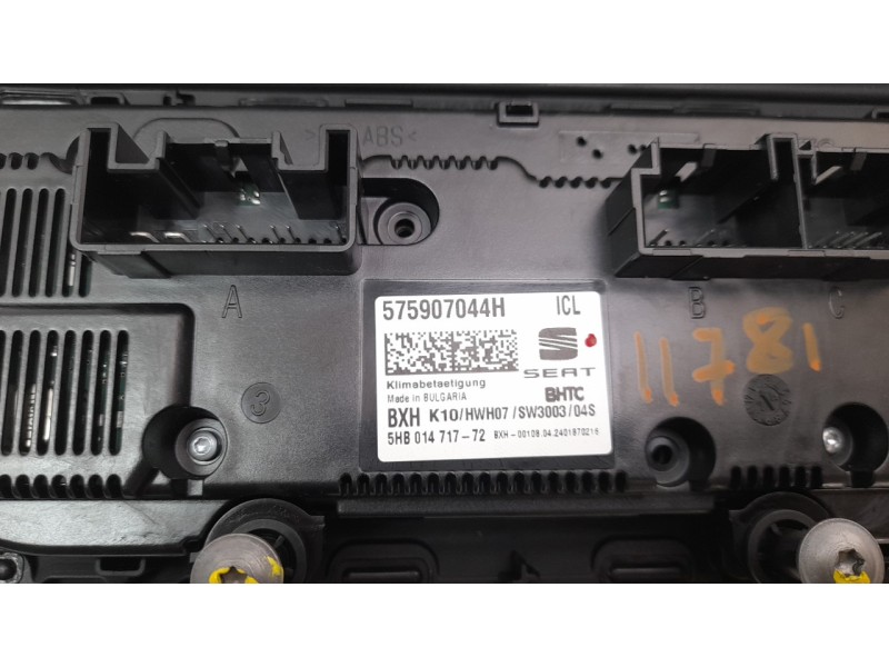Recambio de mando climatizador para seat ateca (khp) style go referencia OEM IAM 575907044H  