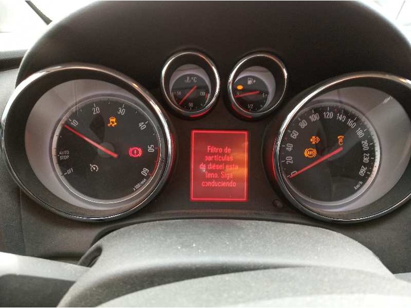 opel astra j lim. 4türig del año 2013