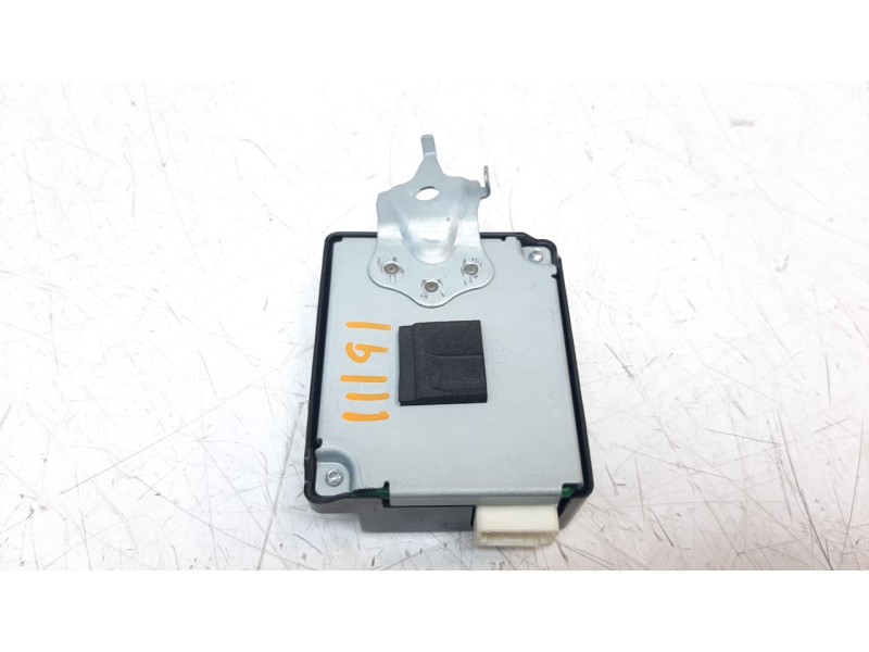 Recambio de modulo electronico para toyota corolla (e21) referencia OEM IAM 897B002060  