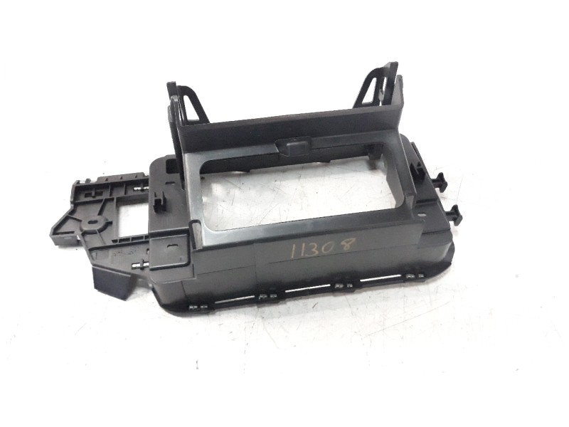 Recambio de moldura para volkswagen polo 1.0 tsi referencia OEM IAM 2G1858005  