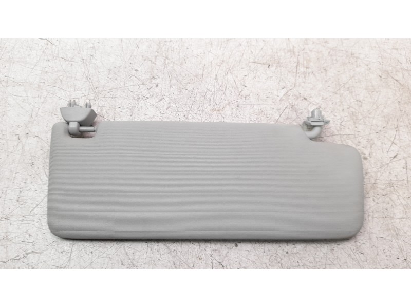 Recambio de parasol izquierdo para seat ateca (khp) style go referencia OEM IAM 6F0857551C  