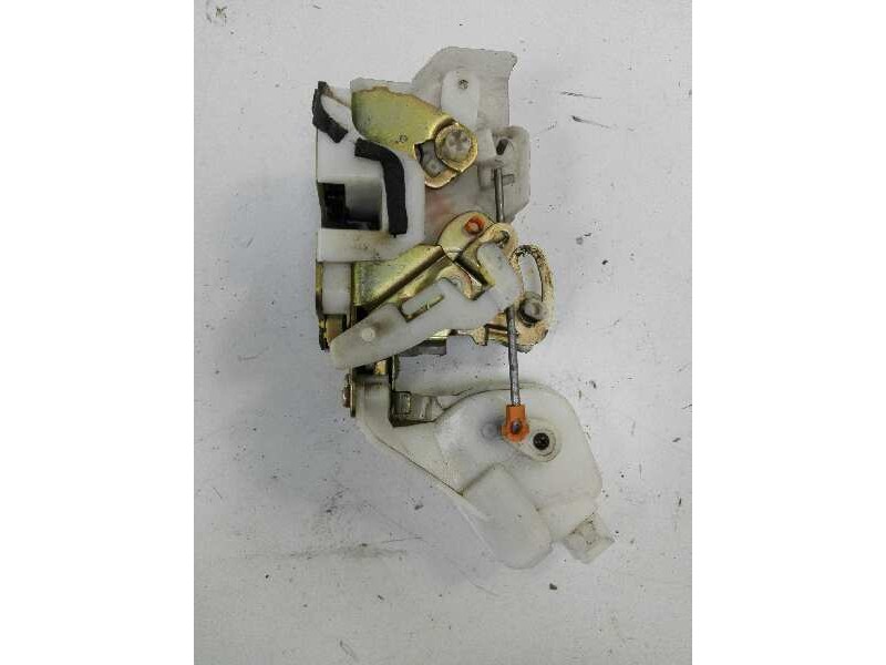 Recambio de cerradura puerta trasera izquierda para mitsubishi montero (v60/v70) 2.5 tdi sahel (3-ptas.) referencia OEM IAM MR51