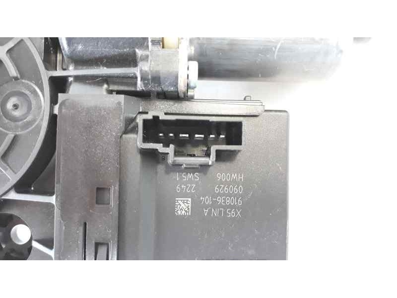 Recambio de motor elevalunas delantero derecho para renault scenic iii dynamique referencia OEM IAM 807302741R  
