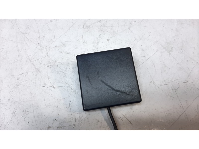 Recambio de modulo electronico para renault clio v zen referencia OEM IAM 282125171R  