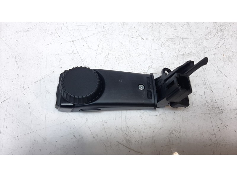 Recambio de mando control radio para renault clio v zen referencia OEM IAM 255520099R  