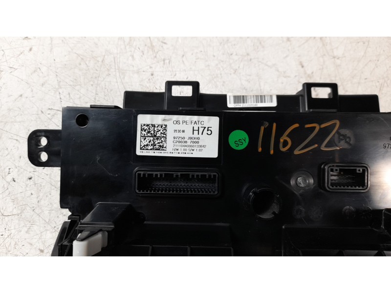 Recambio de mando climatizador para hyundai kona 1.0 tgdi cat referencia OEM IAM 97250J9DH0  