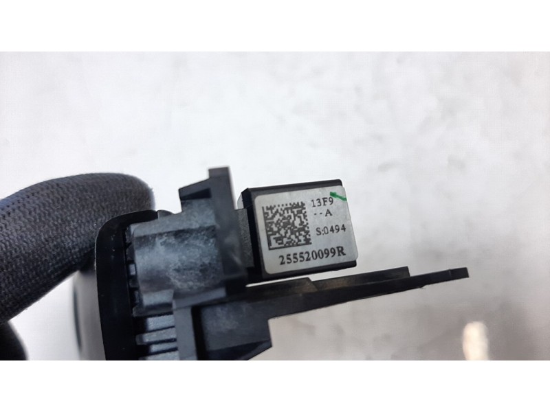 Recambio de mando control radio para renault clio v zen referencia OEM IAM 255520099R  