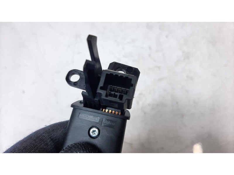 Recambio de mando control radio para renault clio v zen referencia OEM IAM 255520099R  