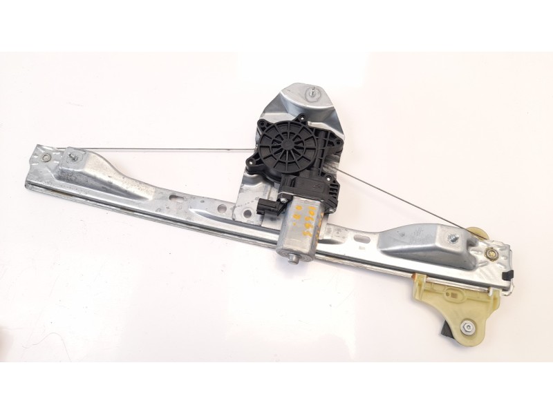 Recambio de elevalunas delantero derecho para renault twingo iii 0.9 energy referencia OEM IAM 807208353R  