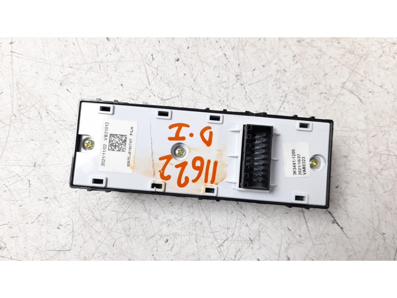 Recambio de mando elevalunas delantero izquierdo para hyundai kona 1.0 tgdi cat referencia OEM IAM 93570J9150  