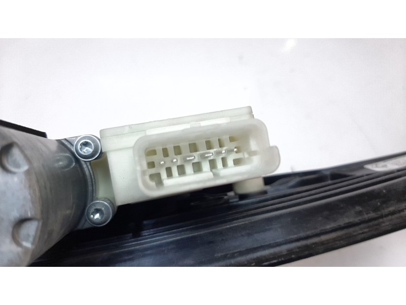 Recambio de elevalunas delantero izquierdo para renault clio v zen referencia OEM IAM 807216723R  
