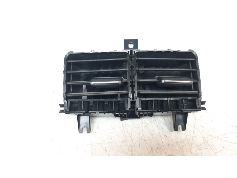 Recambio de rejilla aireadora para lexus is 2.5 16v cat (híbrido) referencia OEM IAM 5886753010  