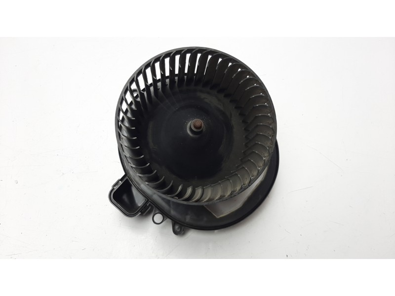 Recambio de ventilador calefaccion para bmw serie 3 lim. (f30) 320d referencia OEM IAM T1014415A  
