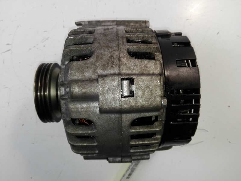 Recambio de alternador para dacia sandero ambiance referencia OEM IAM 8200660044B ALF390151 A14155