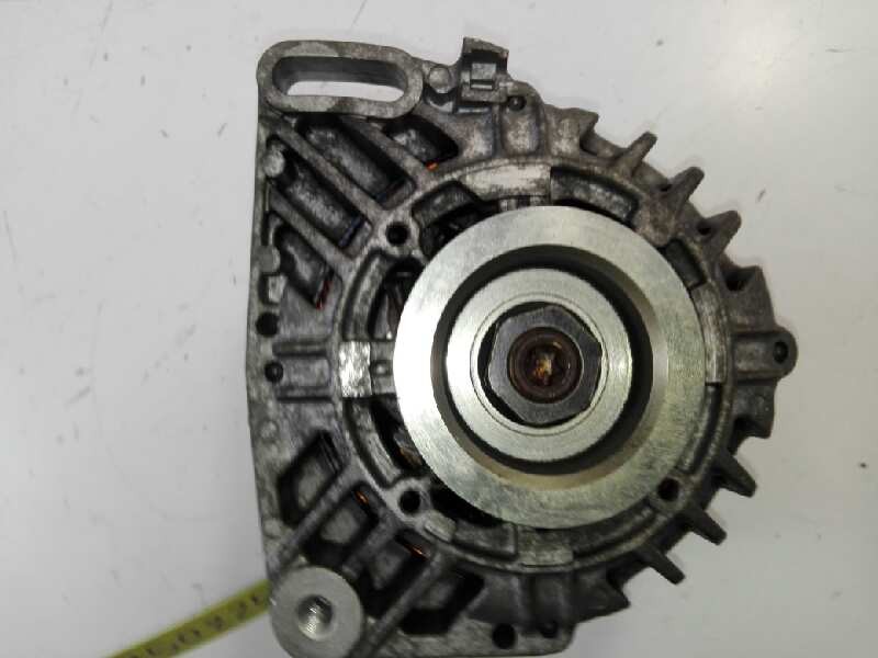 Recambio de alternador para dacia sandero ambiance referencia OEM IAM 8200660044B ALF390151 A14155