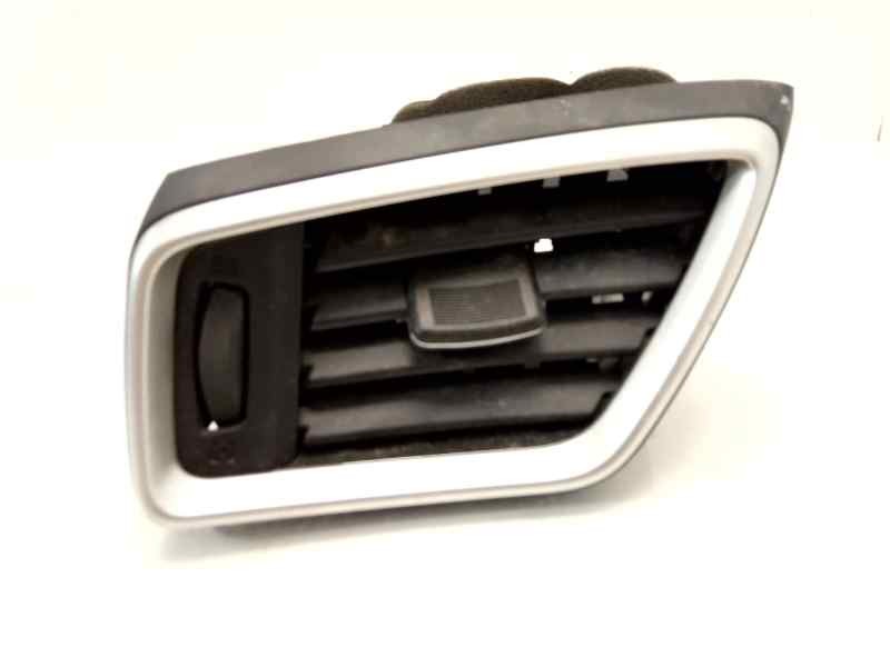 Recambio de rejilla aireadora para nissan qashqai (j11) 1.6 dci turbodiesel cat referencia OEM IAM 687614EH0A  