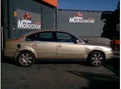 VOLKSWAGEN PASSAT BERLINA (3B3)