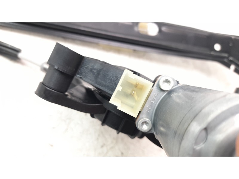 Recambio de elevalunas delantero derecho para seat ateca (khp) style go referencia OEM IAM 575837462A  