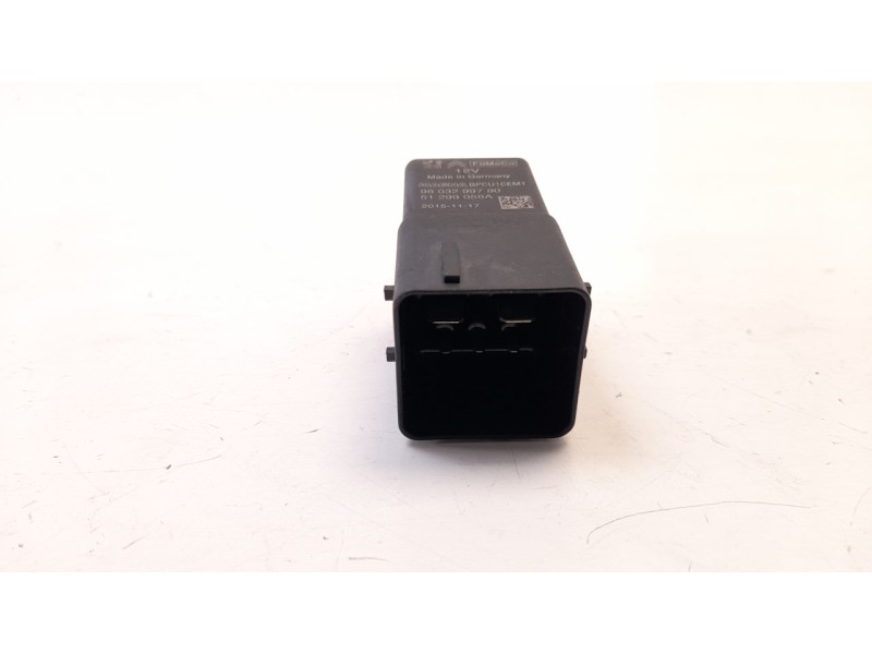 Recambio de rele para peugeot 208 1.6 blue-hdi fap referencia OEM IAM 9803299780 51299058A 